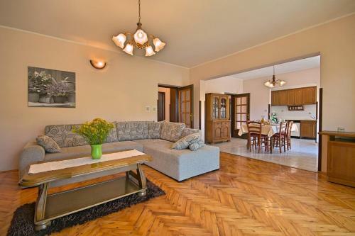 Villa Viktori