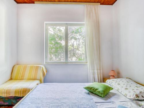 Simplistic Apartment In ?ibenik Near Sea Beach