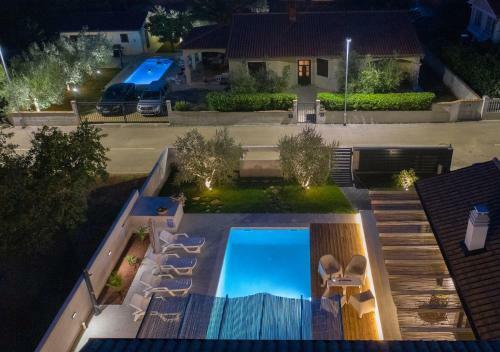 Modern Villa With 4 Bedrooms And Pool Near Pula