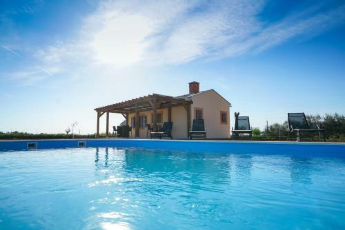 Villa Levatinka