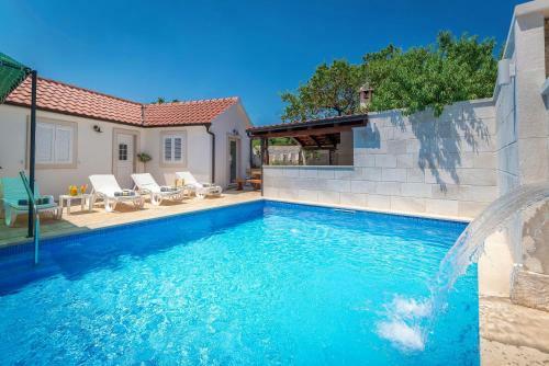 Holiday Home ?krika