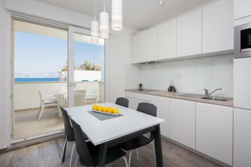 Apartments Alba 1