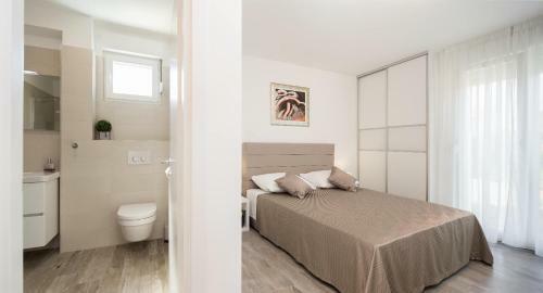 Apartments Alba 1