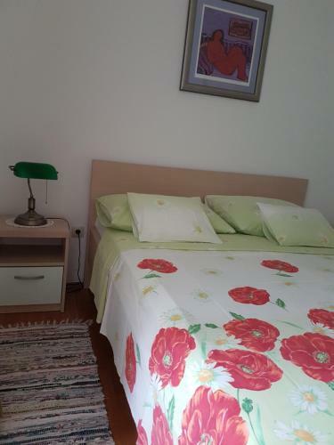 Viola Apartment