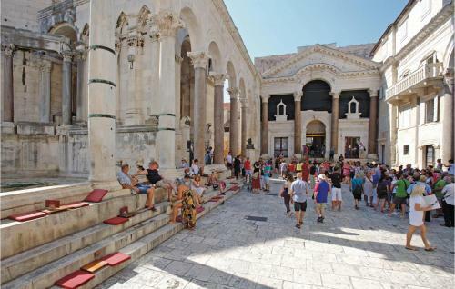 Two-bedroom Apartment In Split