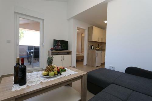Apartments Maric-hlapa