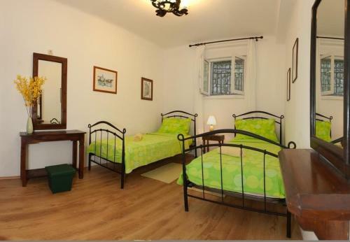 Apartment Zdrav - With Big Terrace