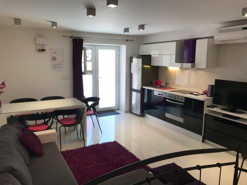 Hostal Studio Apartman