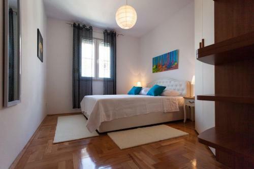 Exclusive Sea View Apartment
