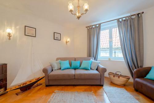 Lct Alberti Palace Apartment