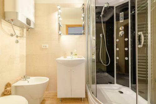 Lct Alberti Palace Apartment