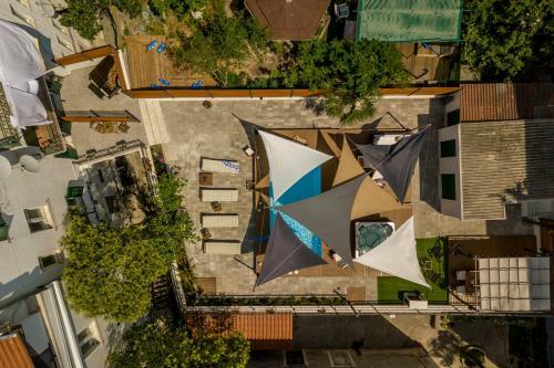 Bed & Breakfast Evala Luxury Rooms With Pool And Garden