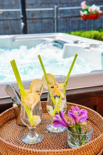 Bed & Breakfast Evala Luxury Rooms With Pool And Garden