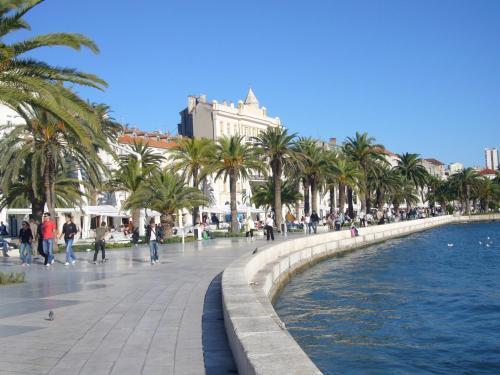 A2 - Apartment In The Very Heart Of Split