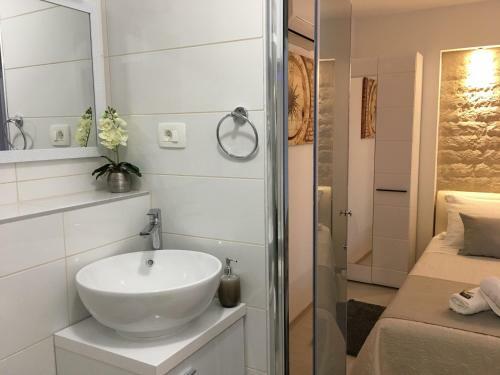 Holiday Home Paese In Center Of Split