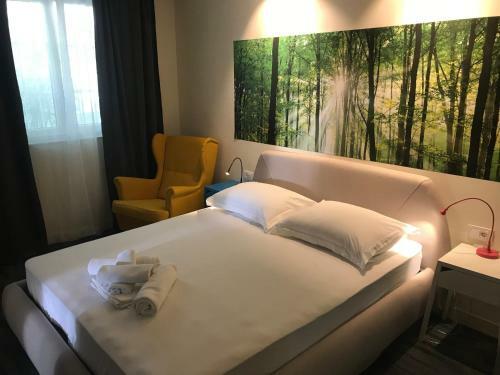 One Bedroom Apartment