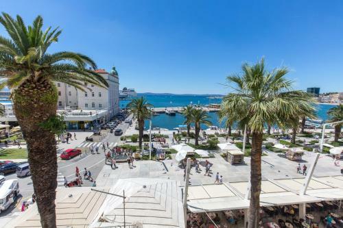 Hostal Riva Palace