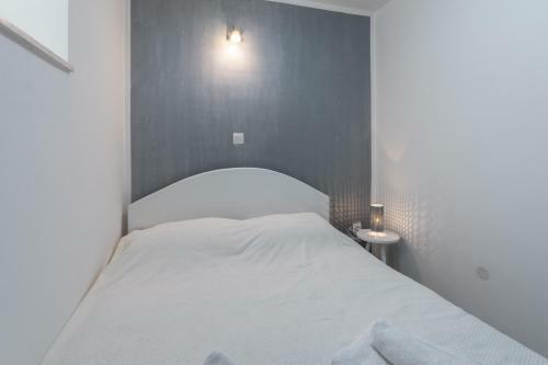 Apartment 3m