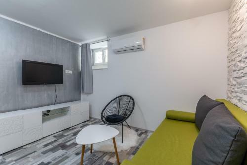 Apartment 3m