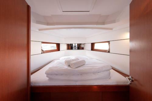 Beneteau Oceanis 38.1.- Anima Maris I