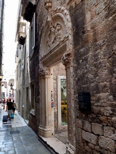 Hostal Gothic Palace Heritage