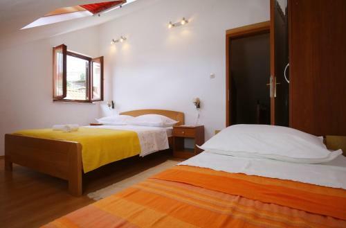 Apartments Neda - Perfect Location