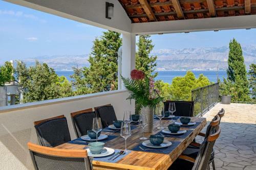Luxury Villa Dream And Live With Pool By The Beach