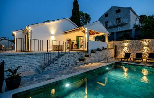 Luxury Villa Dream And Live With Pool By The Beach