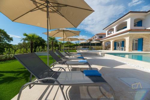 Hostal Luxury Apartments Loma