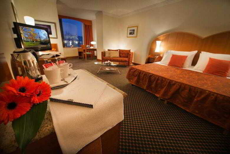 Hotel President