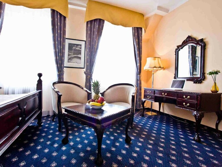 Pytloun Old Armoury Hotel Prague, Star� Zbrojnice