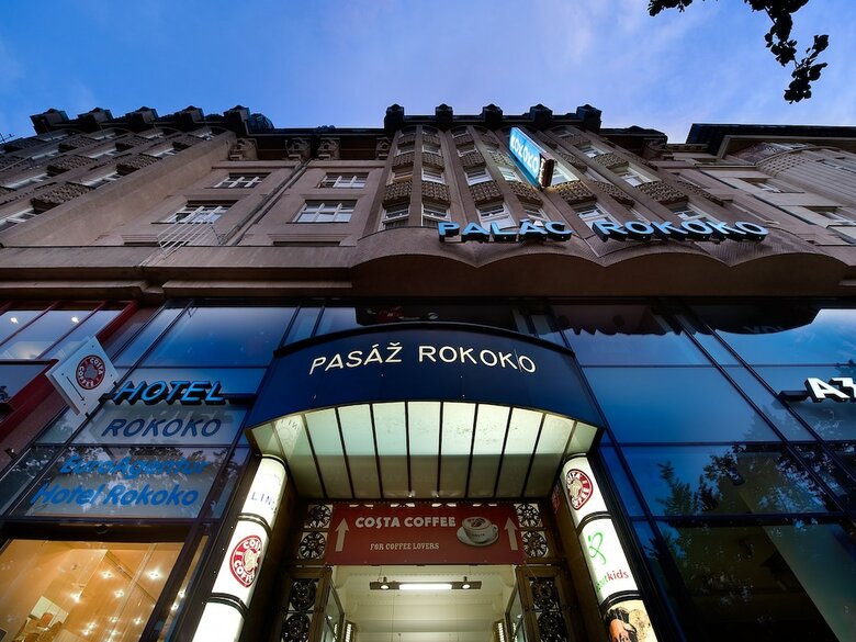 Ea Hotel Rokoko