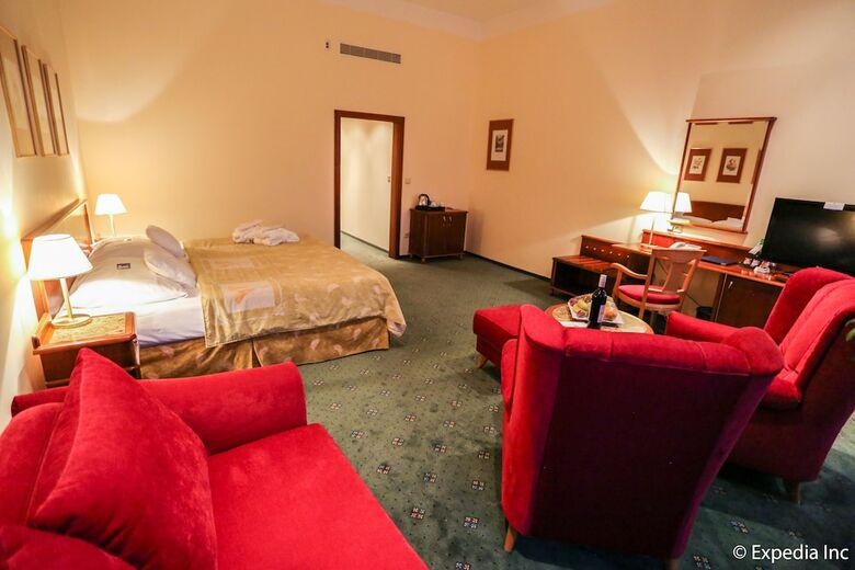 Ea Hotel Rokoko