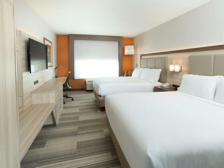 Hotel Country Inn & Suites Calypso Cay