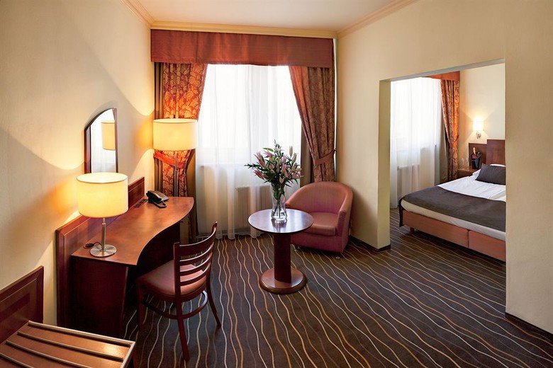 Luxury Family Hotel B�l� Labut