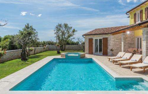 Villa Gardenia With Pool, Garden And Jacuzzi