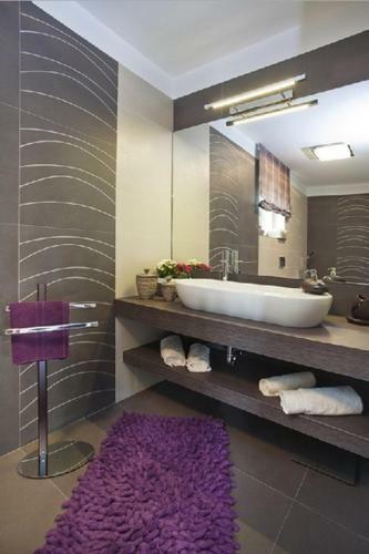 Villa Royal Blue