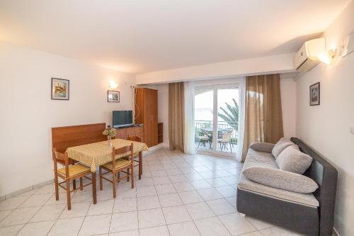 Hostal Apartments Villa Sea 1838