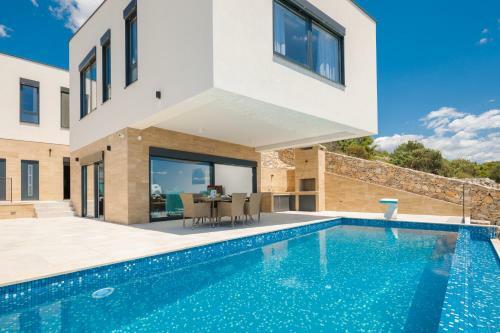 Trogir Pearl Villas
