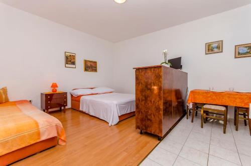 Apartments Tomislav