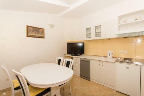 Apartments Aleluja