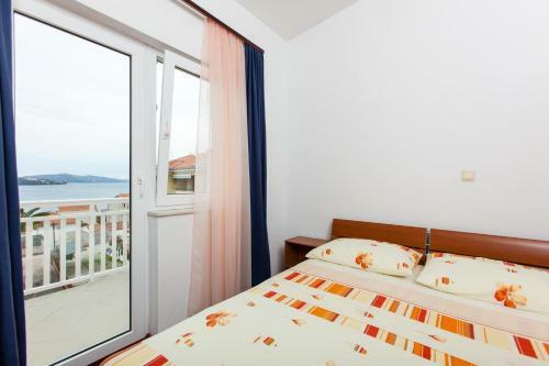 Hostal Apartments Perka