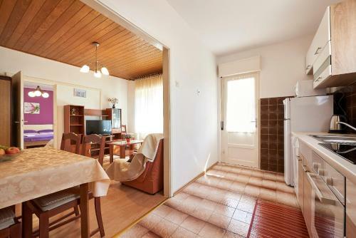 Hostal Apartments And Rooms Ivo - Garden