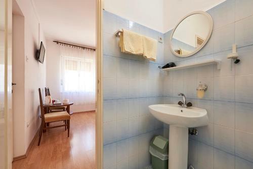 Hostal Apartments And Rooms Ivo - Garden