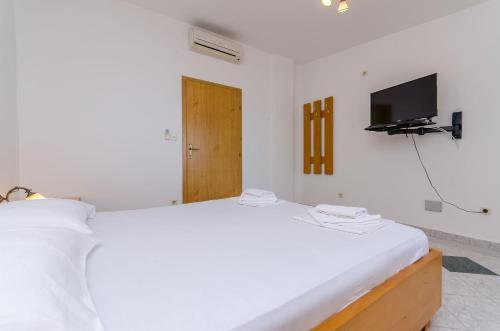 Apartments Ana