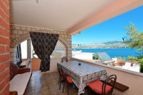 Apartamento A - Large Apt With Big Terrace Next To The Beach