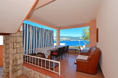 B - Apartment With Terrace With The Sea View
