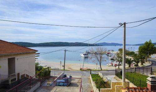 Apartments Karlo