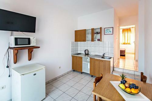 Apartments Doris-trpanj