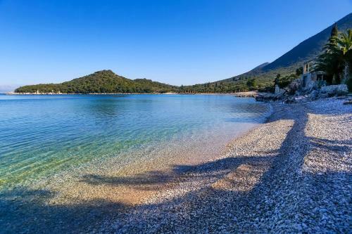 Apartments Doris-trpanj